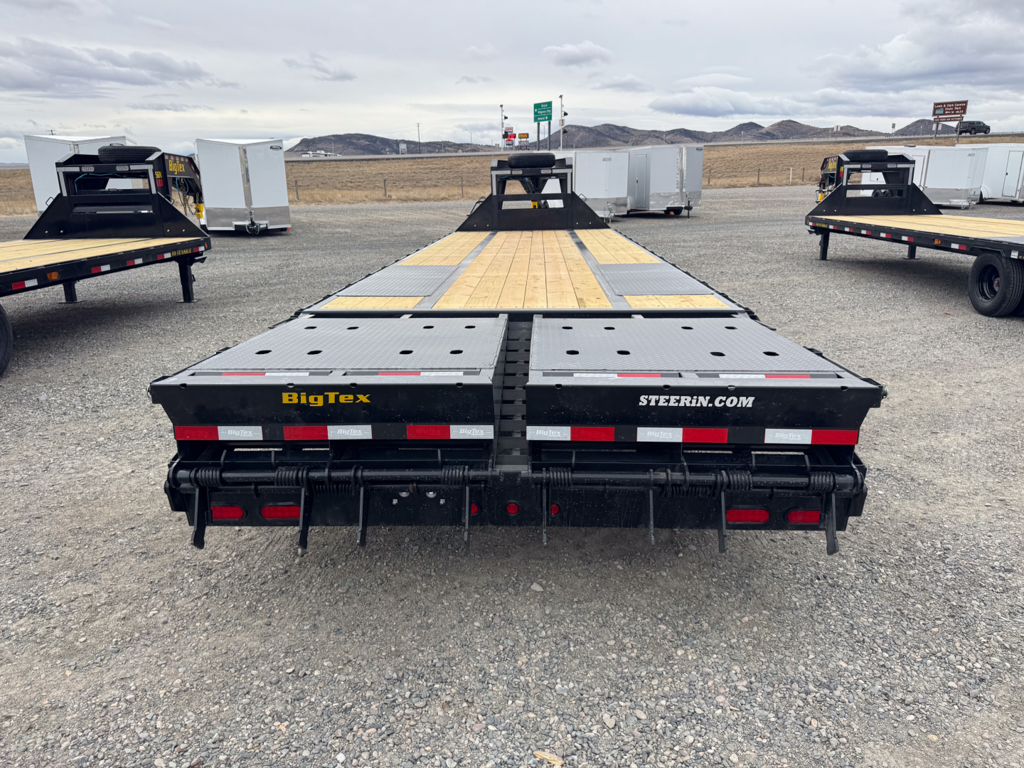 New 2026 Big Tex Trailers 25GN 25+5 Flatbed Trailer