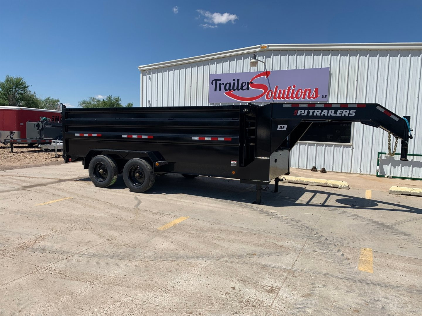 New 2026 PJ Trailers DE162 Dump Trailer