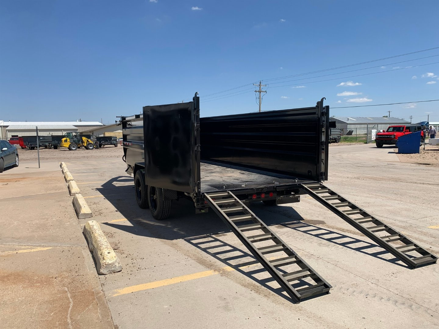 New 2026 PJ Trailers DE162 Dump Trailer