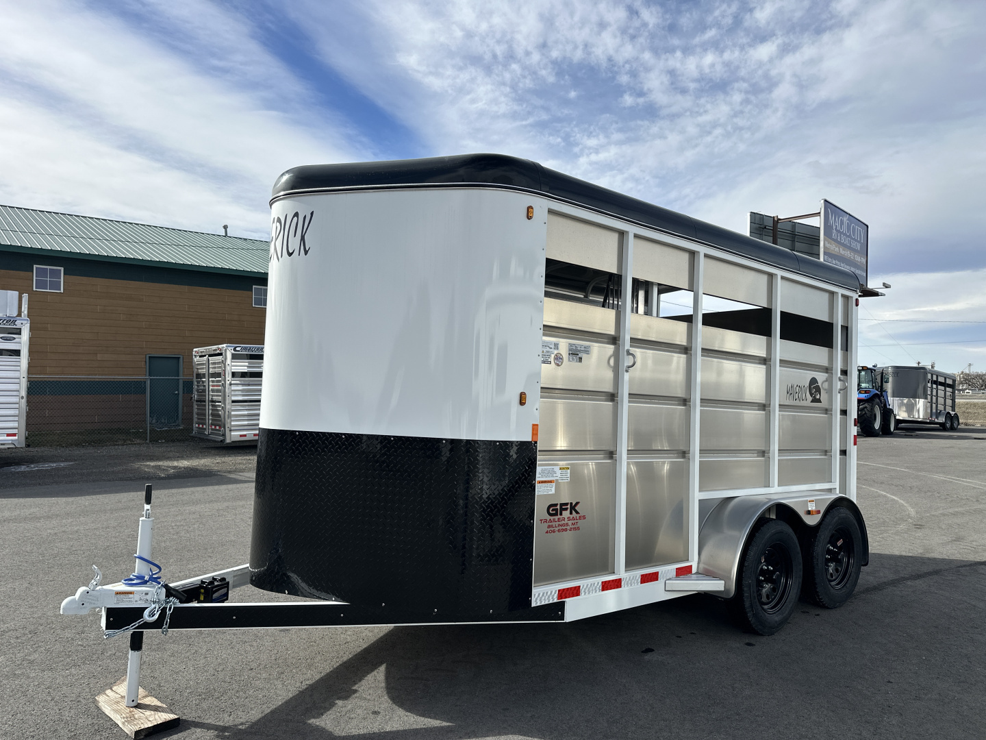 New 2026 Maverick 2 Horse High Side Bumper Pull