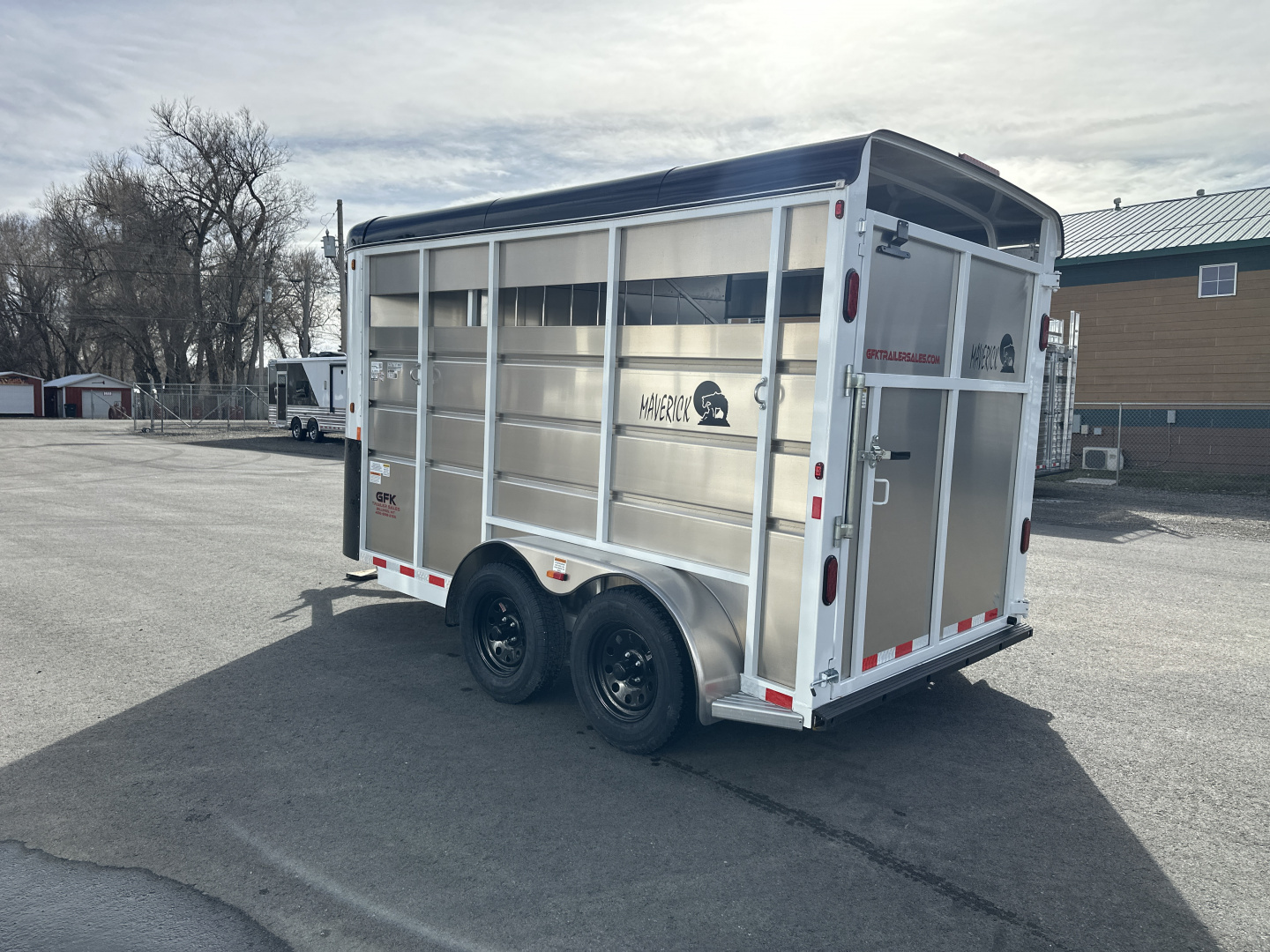New 2026 Maverick 2 Horse High Side Bumper Pull