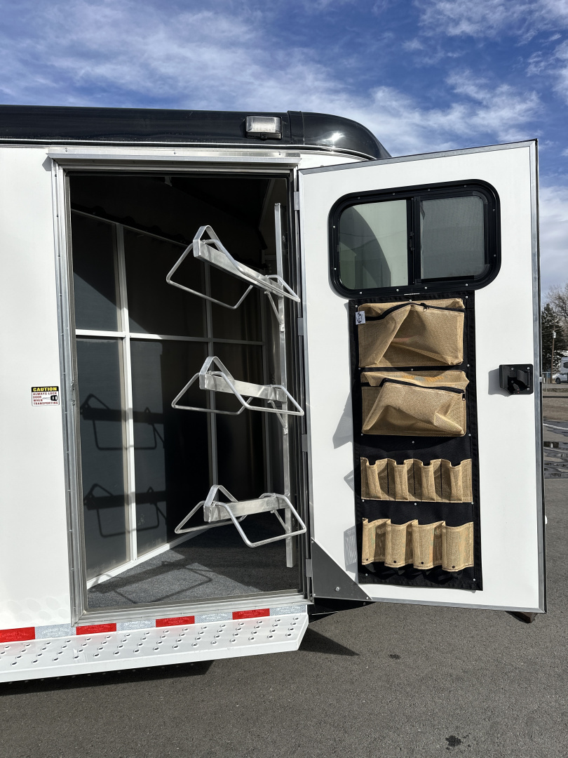 New 2026 Maverick 2 Horse High Side Bumper Pull