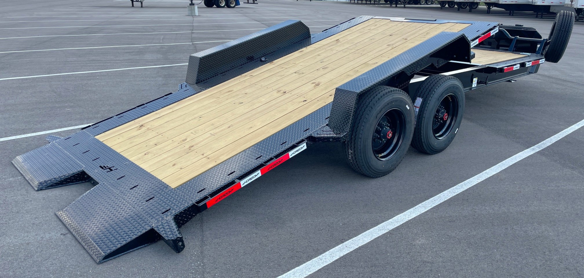 New Horizon HET 22'x 82" Gravity Tilt Equipment Trailer 21,000 GVWR, Spare
