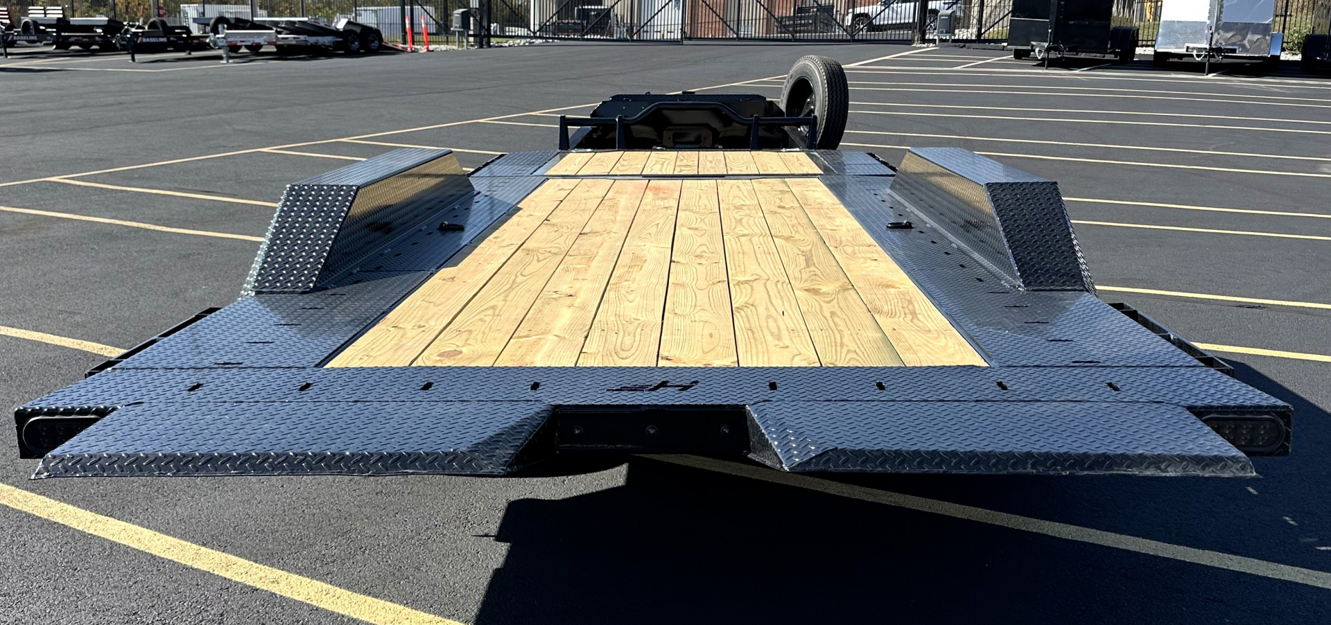 New Horizon 102"W x 22'L Tilt Deck Equipment Trailer 21,000LB, 10K Axles, 17.5" Tires, Spare