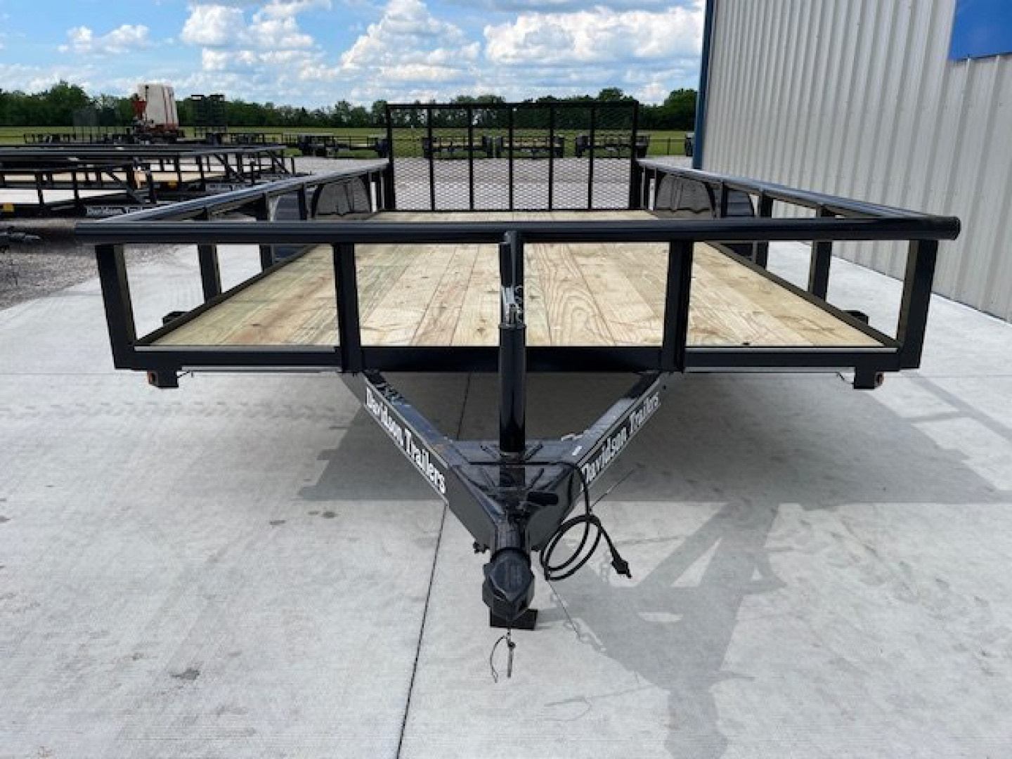 New 2026 DAVIDSON 83X16 (2)TANDEM AXLE PIPE TOP UTILITY W/36" GATE, DOVETAIL