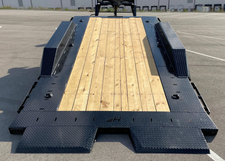 New Horizon HET 26'x102" Gooseneck Gravity Tilt Equipment Trailer 22,400 GVWR Drive Over Fenders