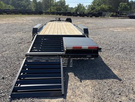 New 2026 MAXX-D 7 x 22 17.5K EHX Equipment Trailer