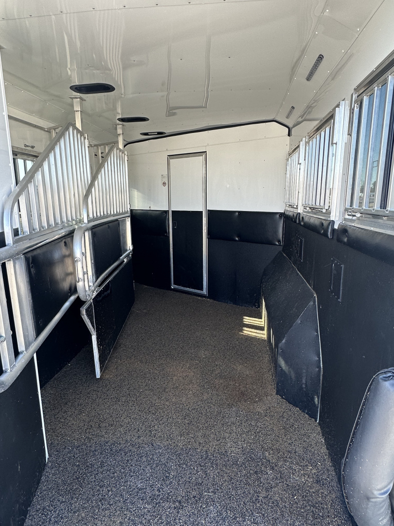 Used 2023 Merhow 3 Horse Living Quarters Stampede Horse Trailer