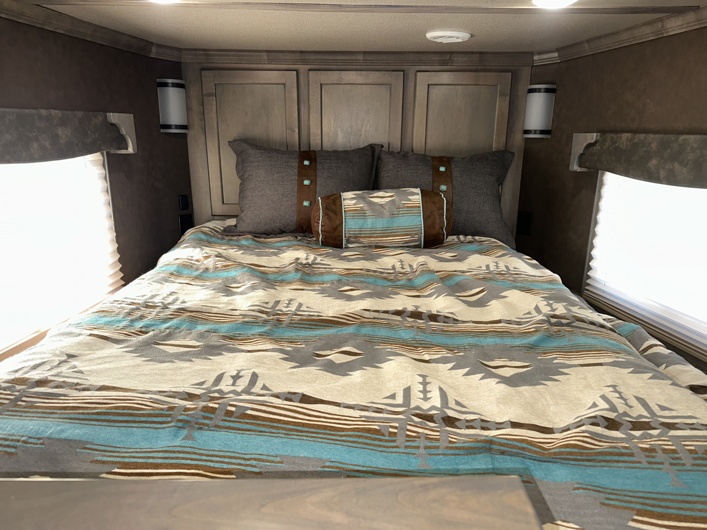 Used 2023 Merhow 3 Horse Living Quarters Stampede Horse Trailer