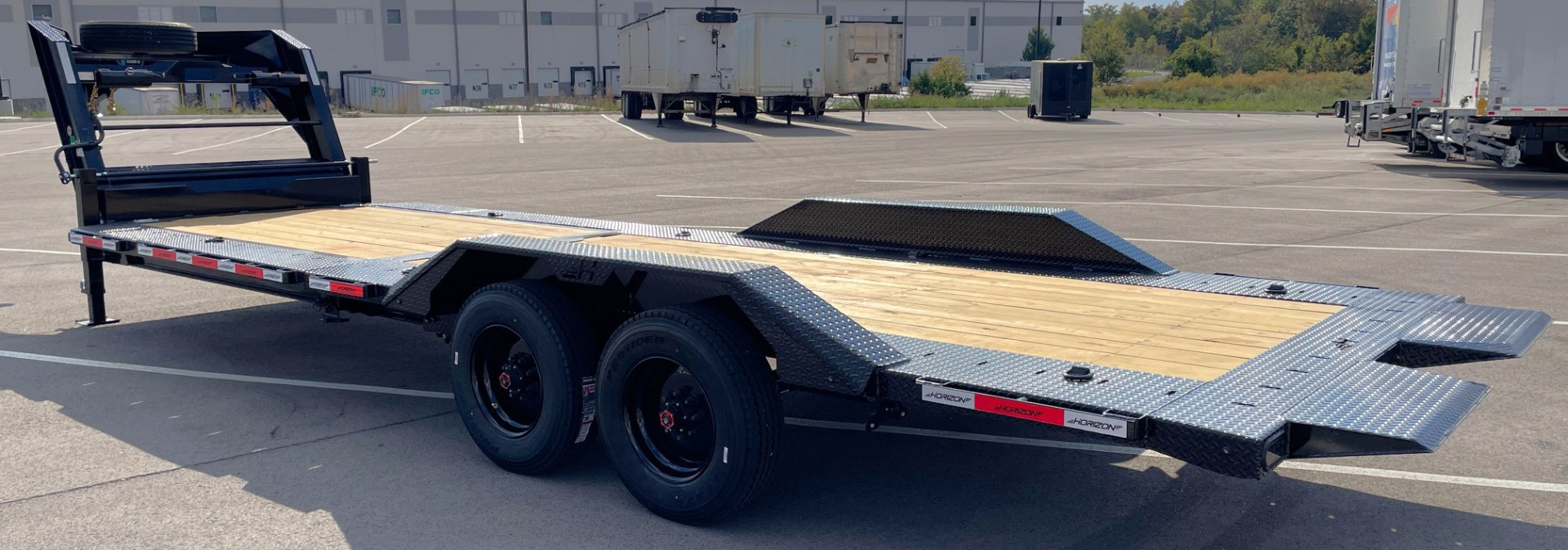 New Horizon HET 24'x102" Gooseneck Gravity Tilt Equipment Trailer 22,400 GVWR Drive Over Fenders