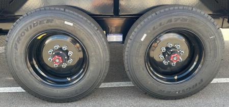 New Horizon HET 24'x102" Gooseneck Gravity Tilt Equipment Trailer 21,000 GVWR Drive Over Fenders