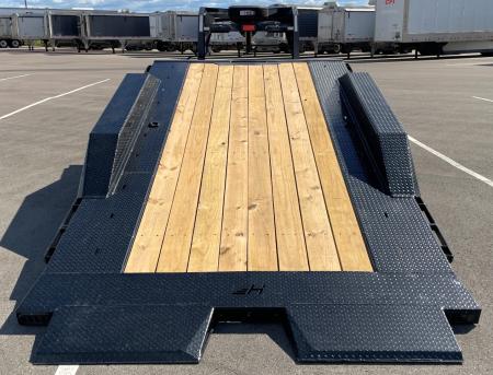 New Horizon HET 24'x102" Gooseneck Gravity Tilt Equipment Trailer 21,000 GVWR Drive Over Fenders