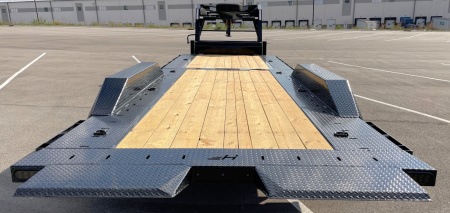 New Horizon HET 24'x102" Gooseneck Gravity Tilt Equipment Trailer 22,400 GVWR Drive Over Fenders