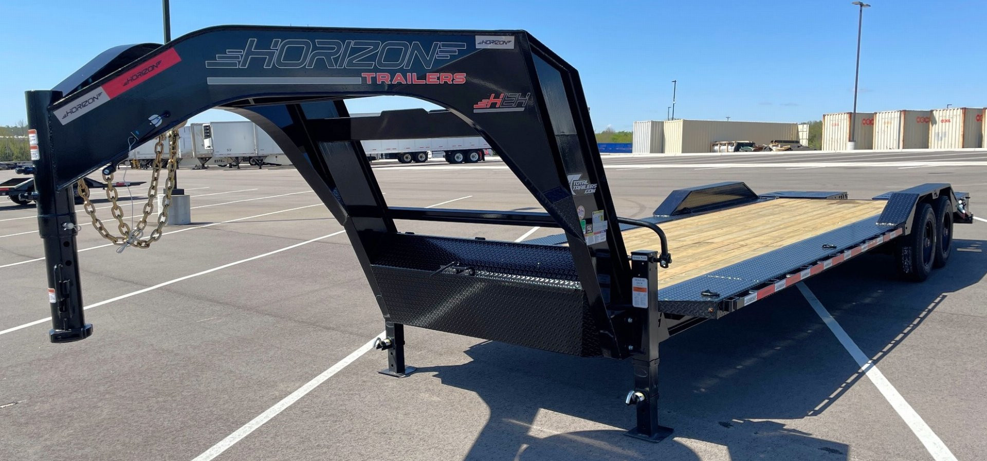 New Horizon HEH Gooseneck Equipment Trailer 26'x 102" -Mountain Ramps, Drive Over Fenders, 22,400 GVWR