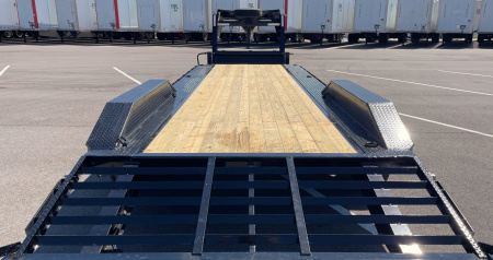 New Horizon HEH Gooseneck Equipment Trailer 26'x 102" -Mountain Ramps, Drive Over Fenders, 22,400 GVWR