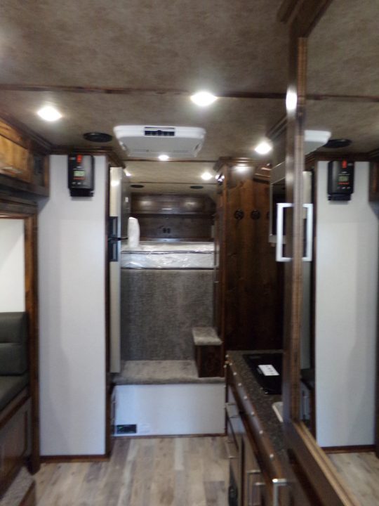 New 2026 Trails West Classic LQ 3H 10x15 Horse Trailer