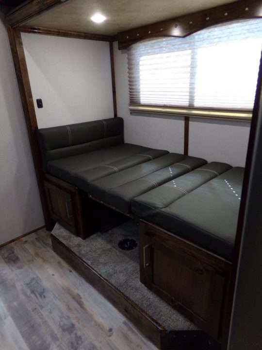 New 2026 Trails West Classic LQ 3H 10x15 Horse Trailer