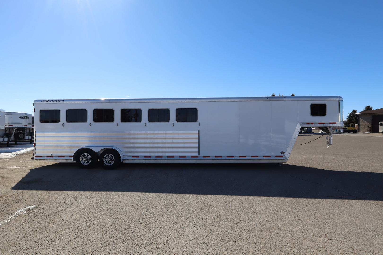 Used 2025 Featherlite Trailers 6 Horse GN Trailer