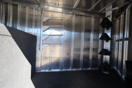 Used 2025 Featherlite Trailers 6 Horse GN Trailer