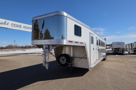 Used 2025 Featherlite Trailers 6 Horse GN Trailer