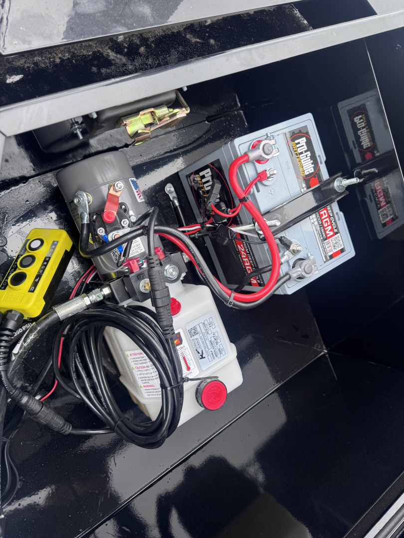 New 2026 MAXX-D DKX 83"x14' 14,000# GVWR Dump Trailer