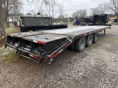 Consignment 2023 Texas Pride Trailers 102X30 Equipment Trailer