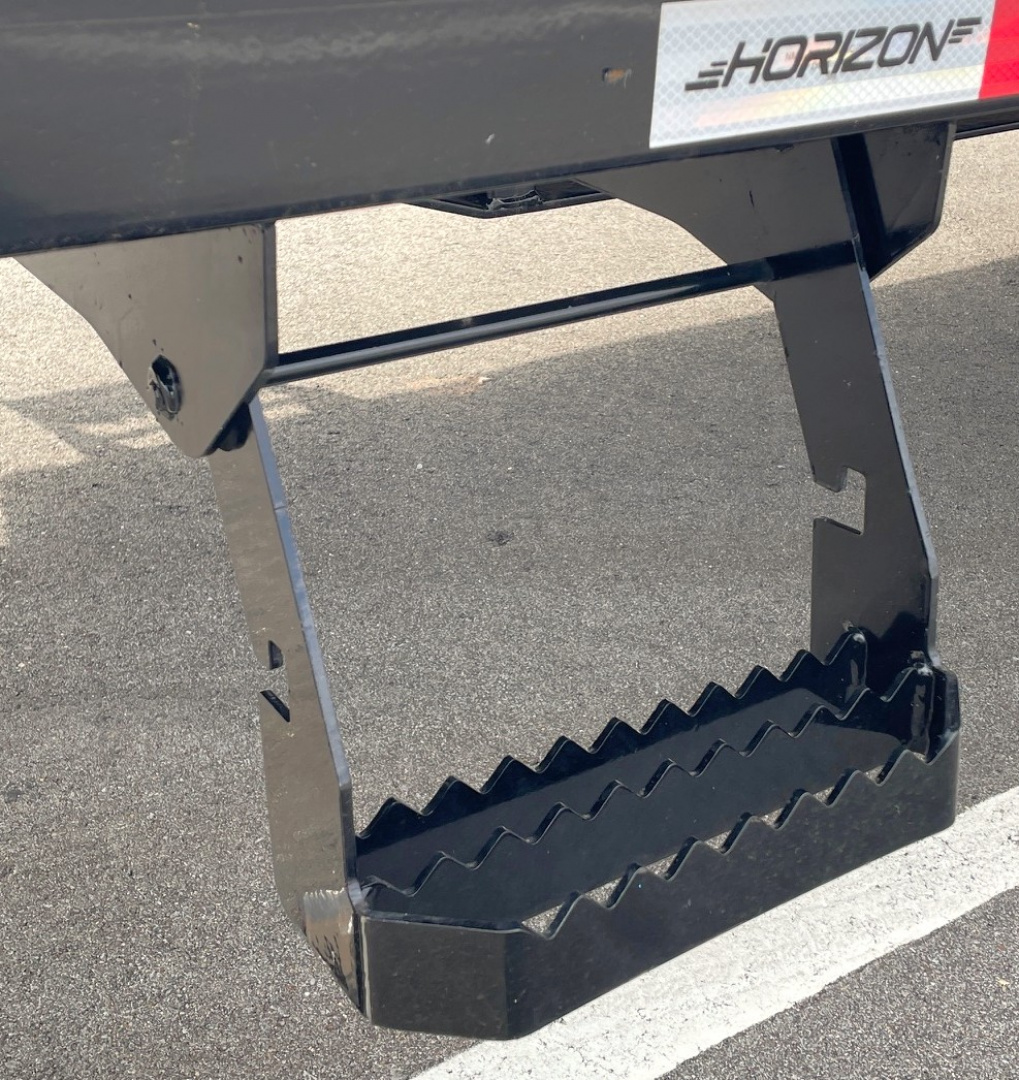 New Horizon 40' FHZ 25.9K 102" Gooseneck Hotshot Flatbed Trailer: Mountain Ramps, Spare