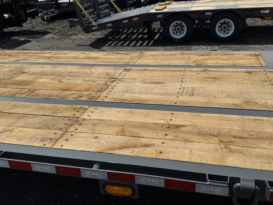 New 2026 Behnke FB8X31GN-30E Flatbed Trailer