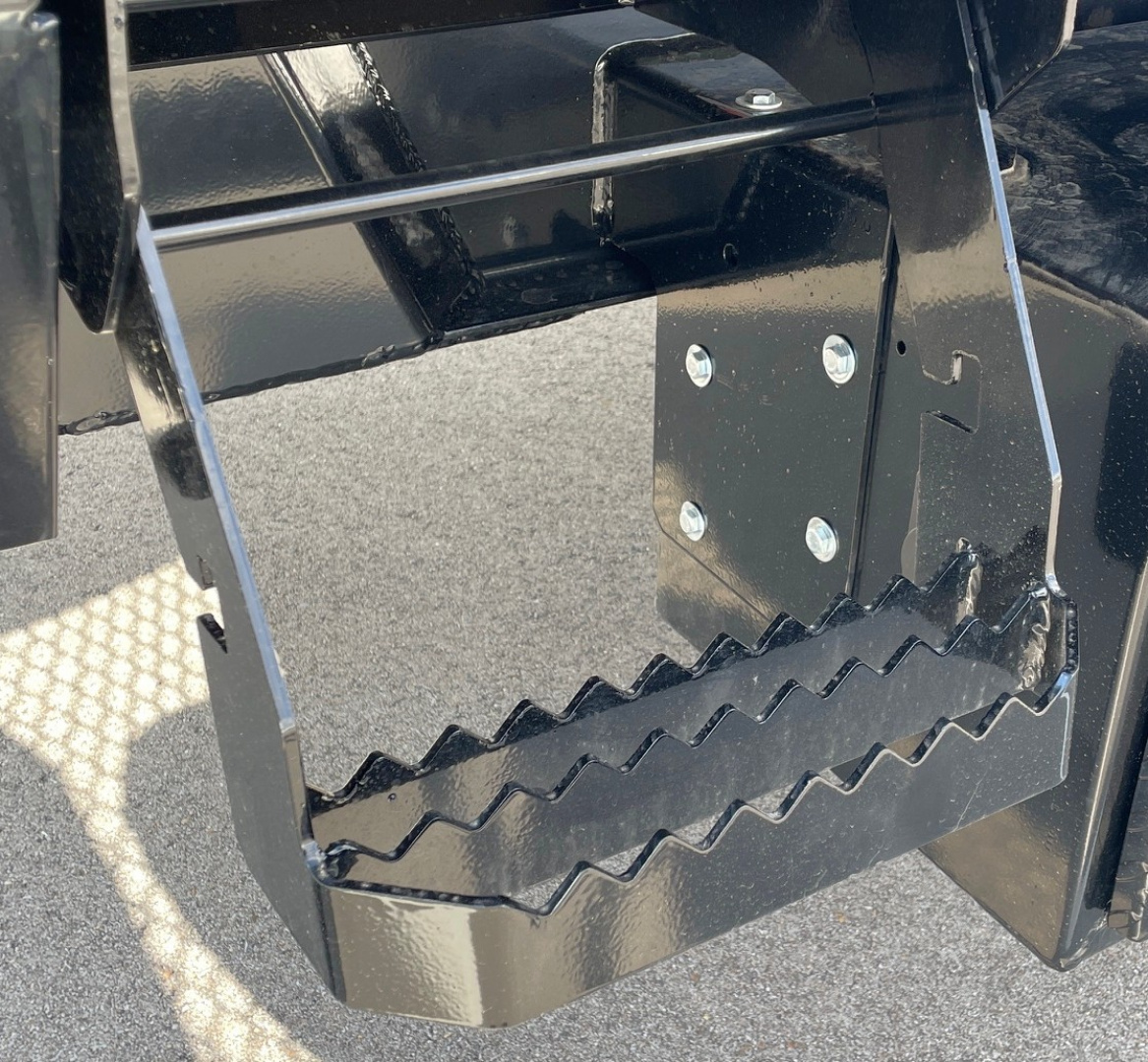 New Horizon 22' FFT Full Power Tilt Flatbed Trailer: 17K GVWR, Spare, Wireless Remote, SPARE