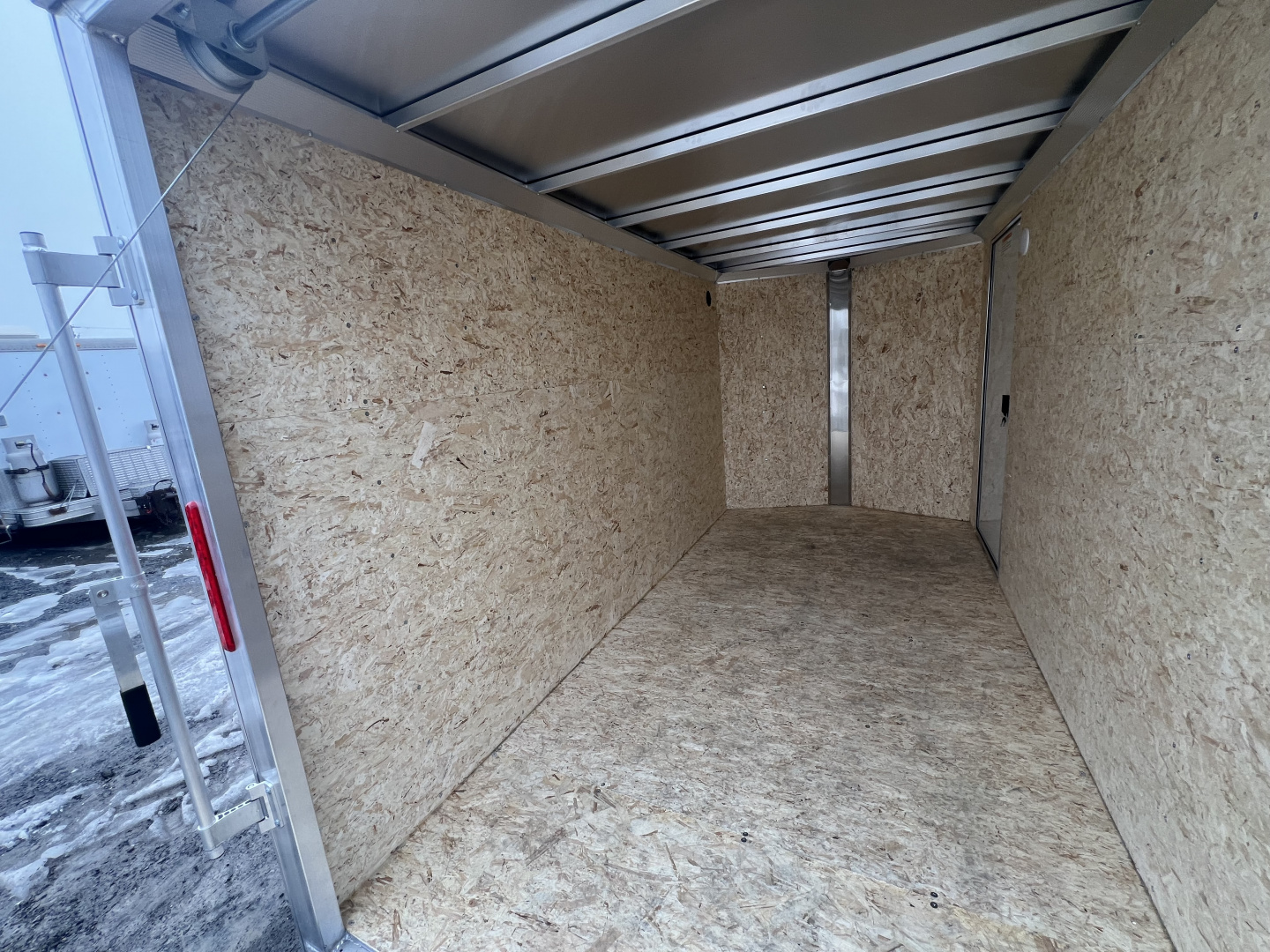 2026 E-Z Hauler photo 8