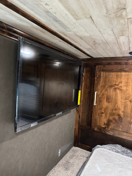 New 2026 Trails West 13x17 Living Quarter, 17' Stock Back