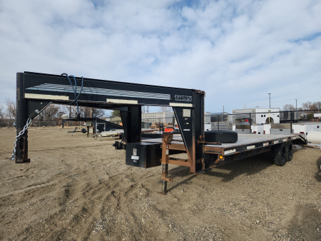 Used 2000 Titan Trailer FB 25' Flatbed Trailer