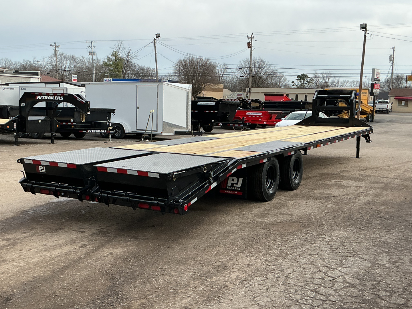New 2026 PJ Trailers 102" x 35' Low-Pro Flatdeck With Duals (LD) 25.9K w. Monster Ramps Flatbed Trailer