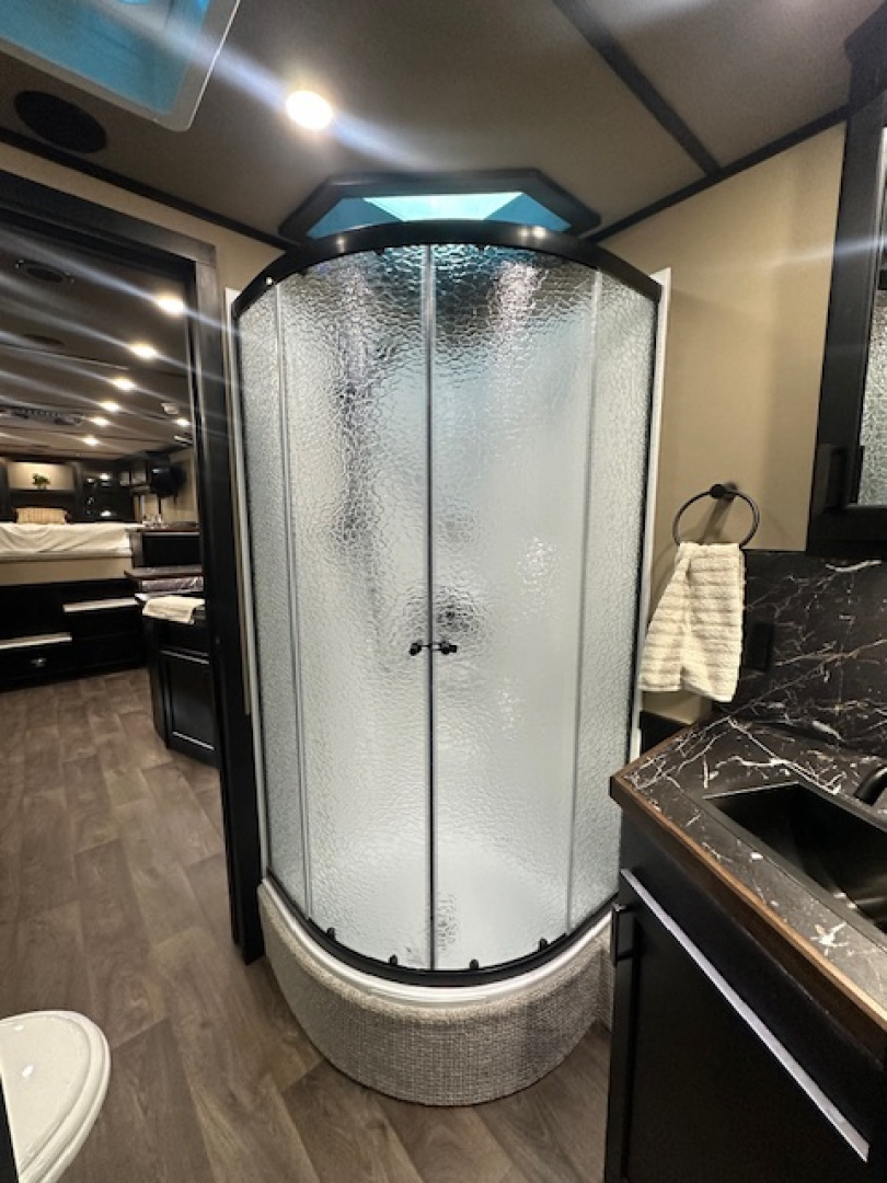 New 2026 Featherlite 4 Horse Living Quarter