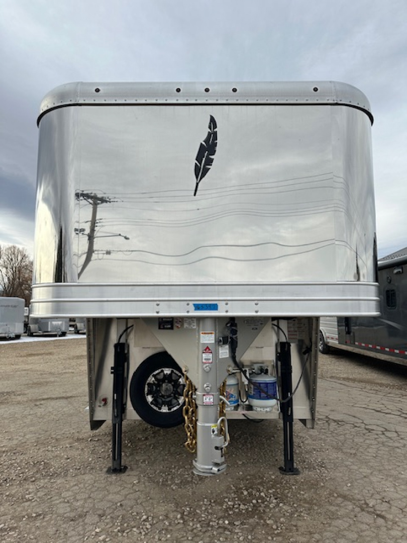 New 2026 Featherlite 4 Horse Living Quarter