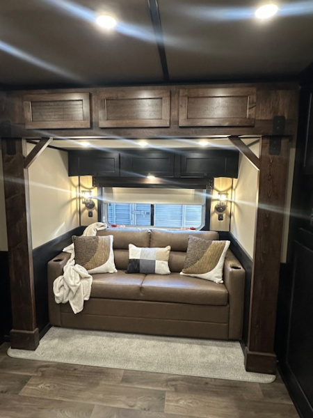 New 2026 Featherlite 4 Horse Living Quarter