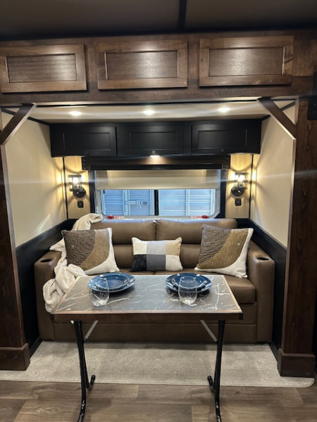 New 2026 Featherlite 4 Horse Living Quarter