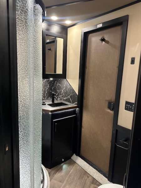 New 2026 Featherlite 4 Horse Living Quarter