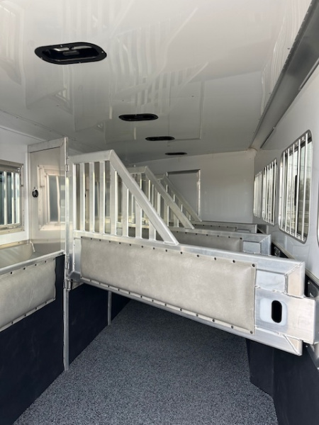 New 2026 Featherlite 4 Horse Living Quarter