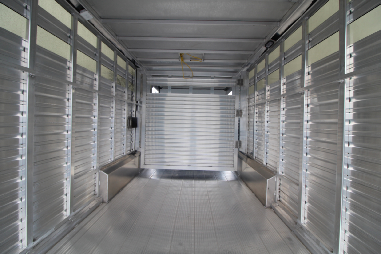 New 2026 Frontier 24' Stock Combo - 18' stock area w/ side ramp- 6' Tack room W/ Ramp & More!