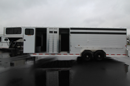 New 2026 Frontier 24' Stock Combo - 18' stock area w/ side ramp- 6' Tack room W/ Ramp & More!