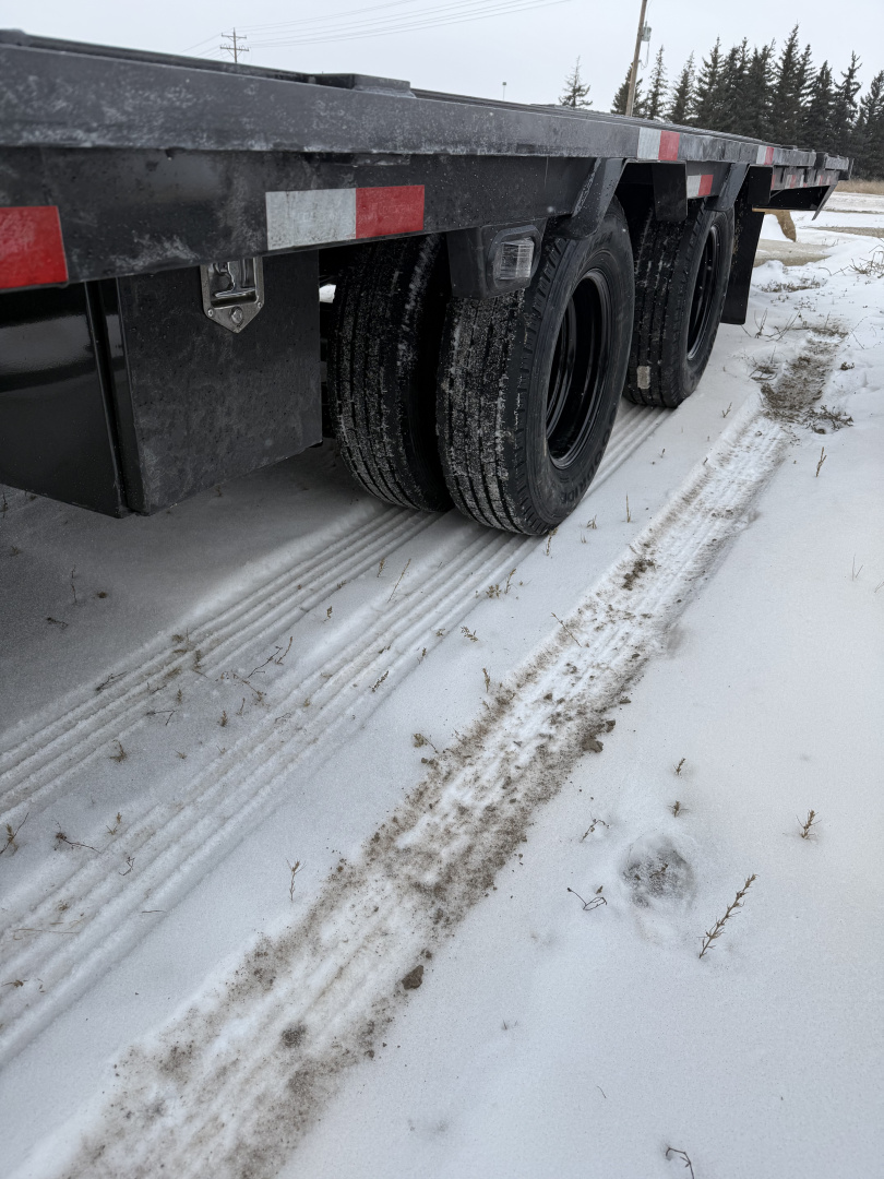 New 2026 Load Trail 40' STRAIGHT DECK Flatbed Trailer