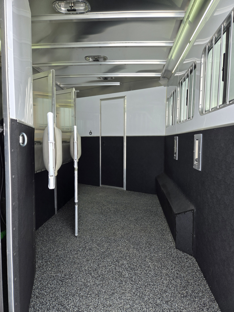 New 2026 Featherlite 3 Horse Outlaw Conversion