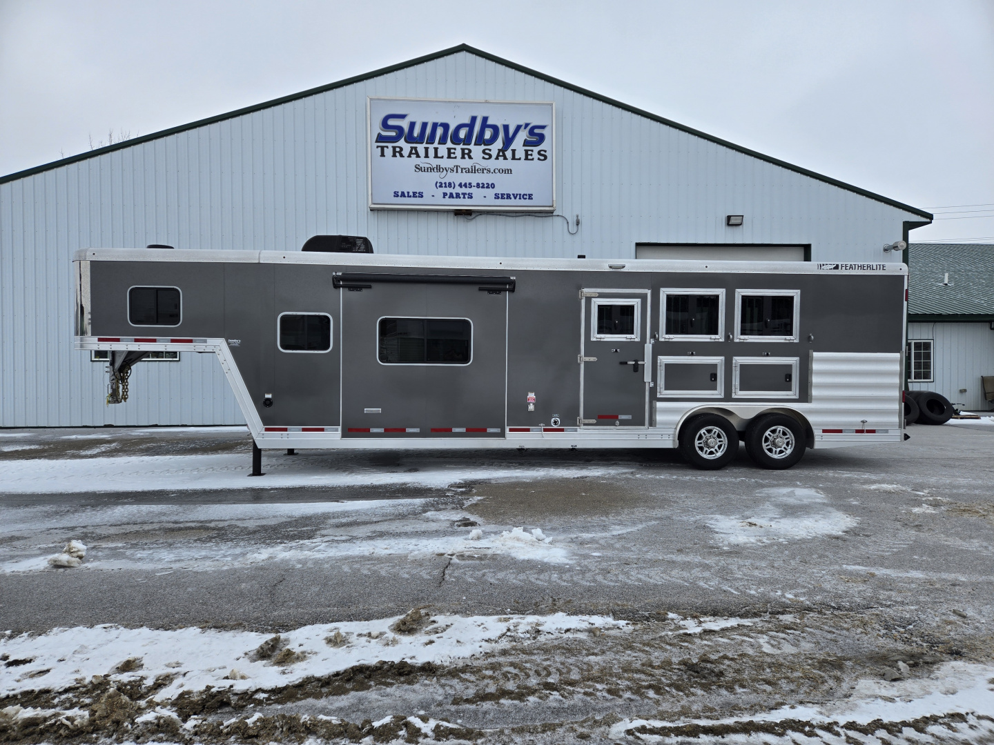 New 2026 Featherlite 3 Horse Outlaw Conversion