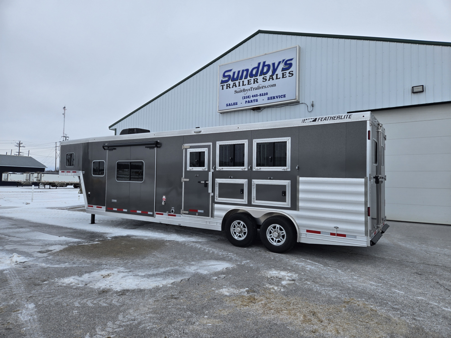 New 2026 Featherlite 3 Horse Outlaw Conversion