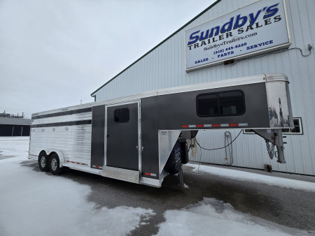 Used 2022 Cimarron 5 Horse Slant/ Stock Combo