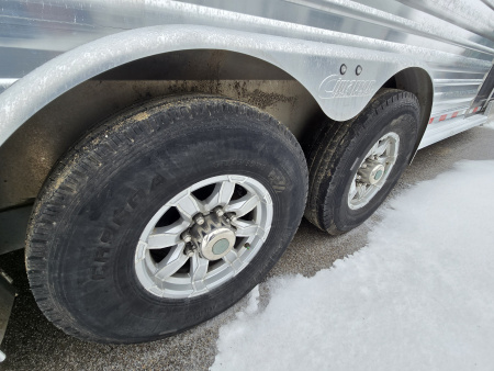 Used 2022 Cimarron 5 Horse Slant/ Stock Combo