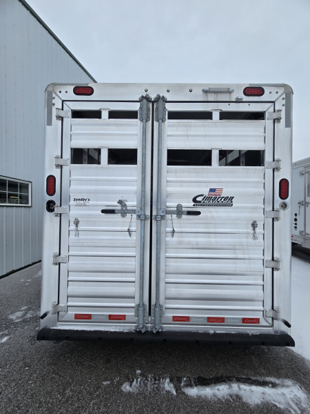 Used 2022 Cimarron 5 Horse Slant/ Stock Combo