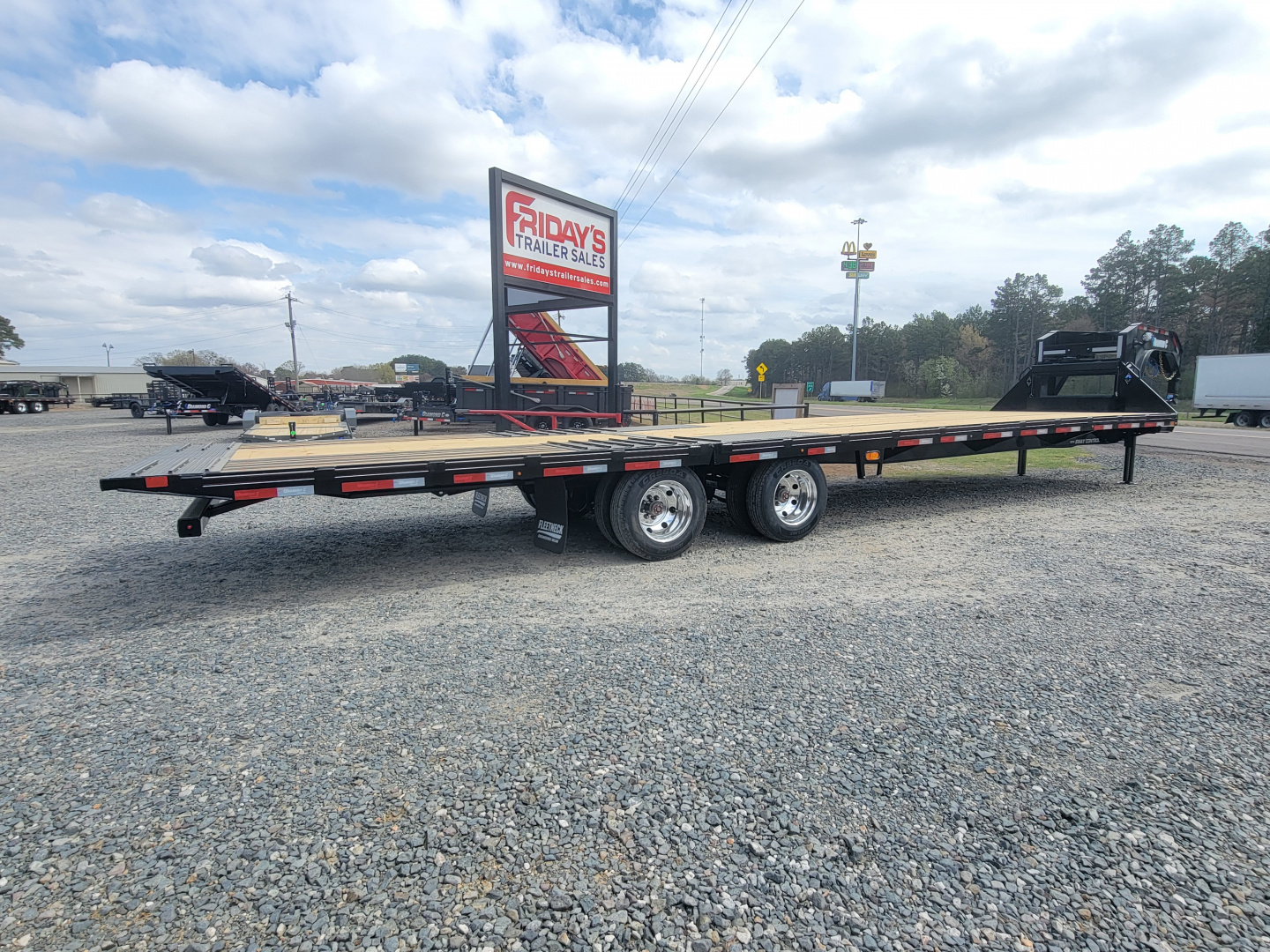 New 2026 Diamond C Trailers FMAX212 35'x102" Hydraulic Dovetail Pacesetter Edition Equipment Trailer