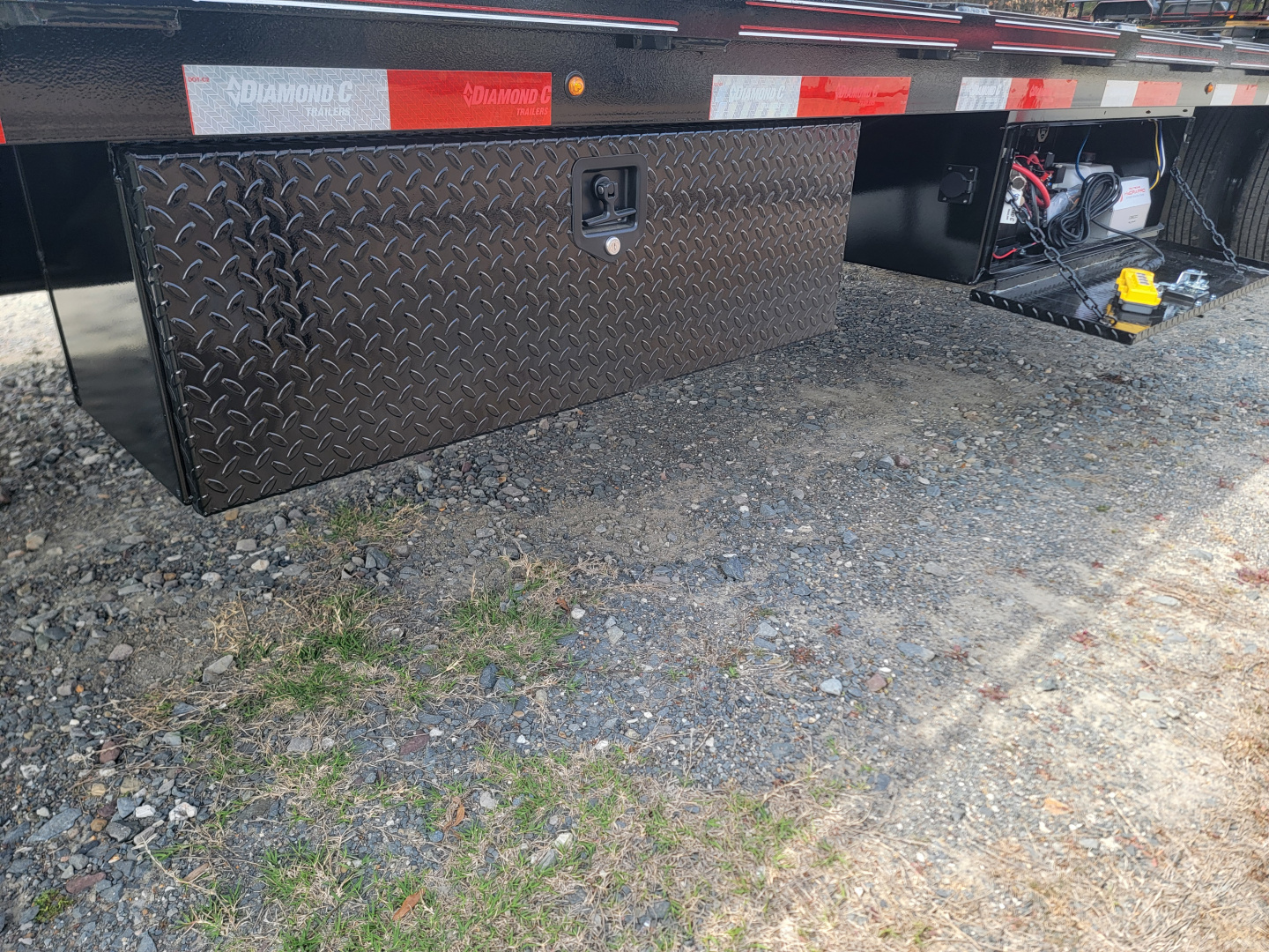 New 2026 Diamond C Trailers FMAX212 35'x102" Hydraulic Dovetail Pacesetter Edition Equipment Trailer